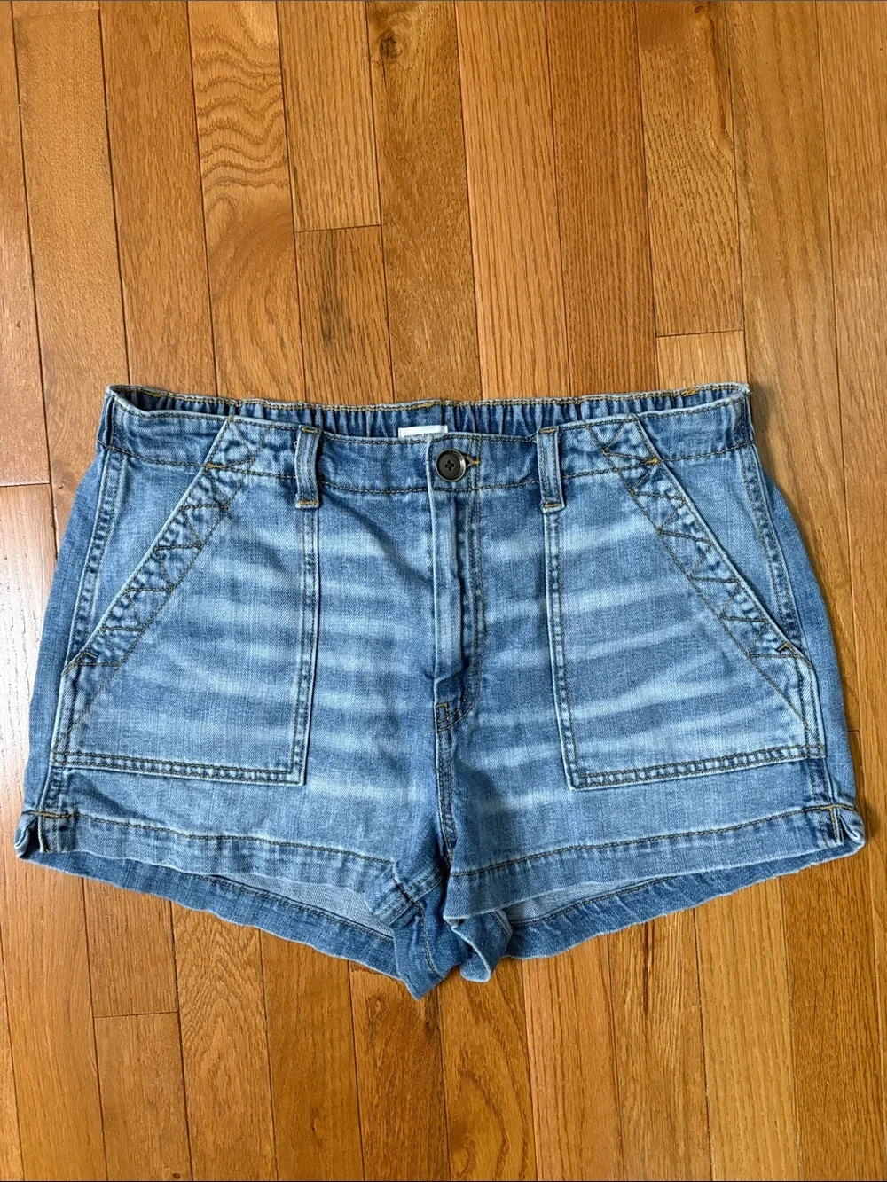 Aerie Denim Shorts Large Light Wash High Rise Patch Pocket Jean Shorts